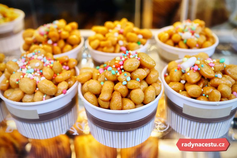 Struffoli - neapolský medový karnevalový dezert